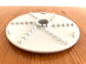 新型カプセルカッターボンヌのおろしプレートB面